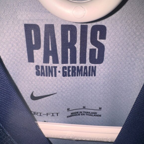 PSG Stadium Jersey 2024/2025 - Medium - Picture 3 of 4